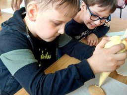 b_1024_768_0_00_images_2022_2023_Swietlica_wielkanoc_338412818_695194649028990_3174665093204289762_n